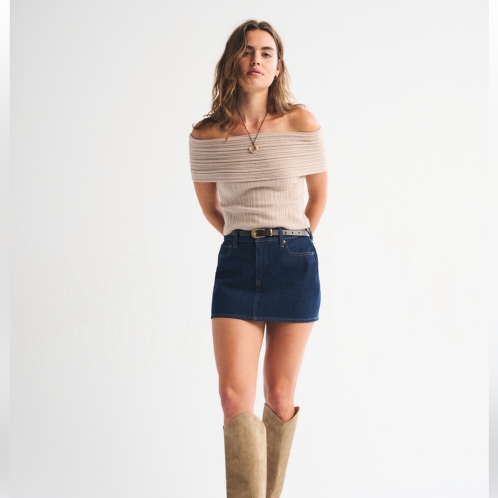Abercrombie Ribbed Foldover Off-the-Shoulder Top